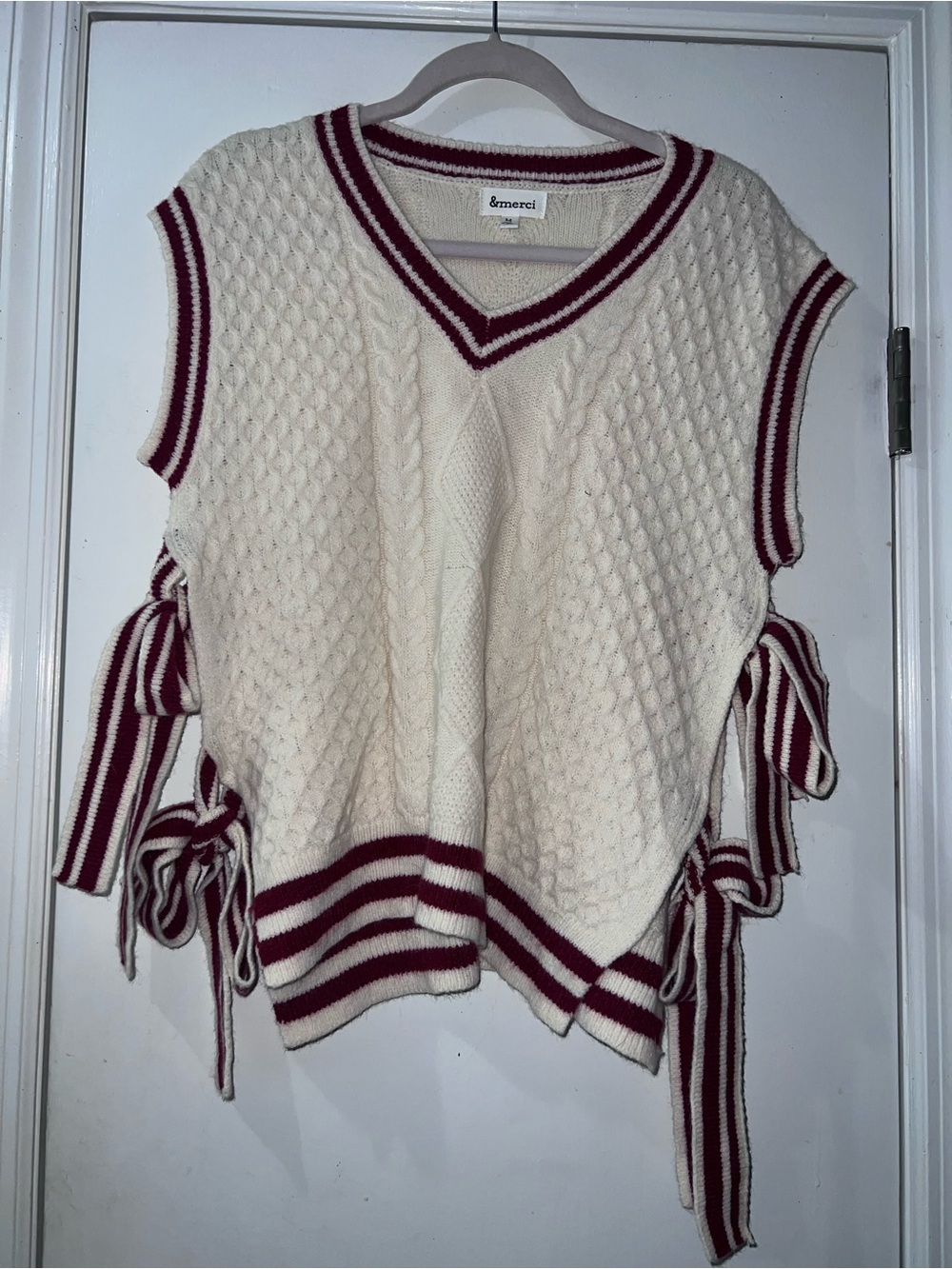 &merci Cream Cable-Knit V-Neck Sweater Vest with Burgundy Stripe Trim